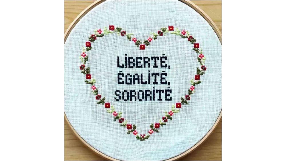 7171-815-broderie-6aa7a01d87aa2933144474.jpg